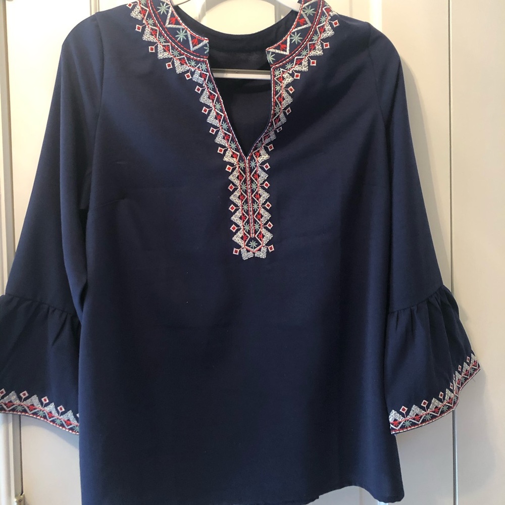 NWOT navy embroidered top